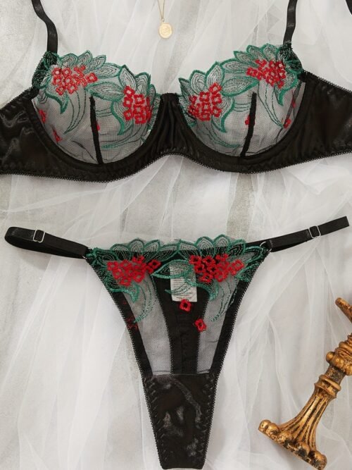 Midnight Bloom Lace Lingerie Set