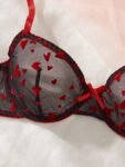 black bra red love 4