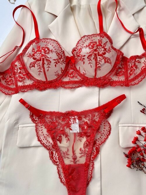 Ruby Rose Lace Bra & Panty Set